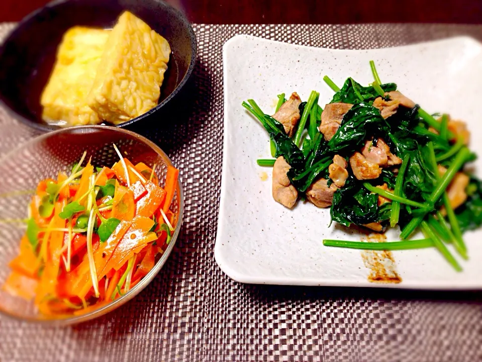 ほうれん草鶏ももソテー＆簡単揚げ出し豆腐〜♥️|もっちさん