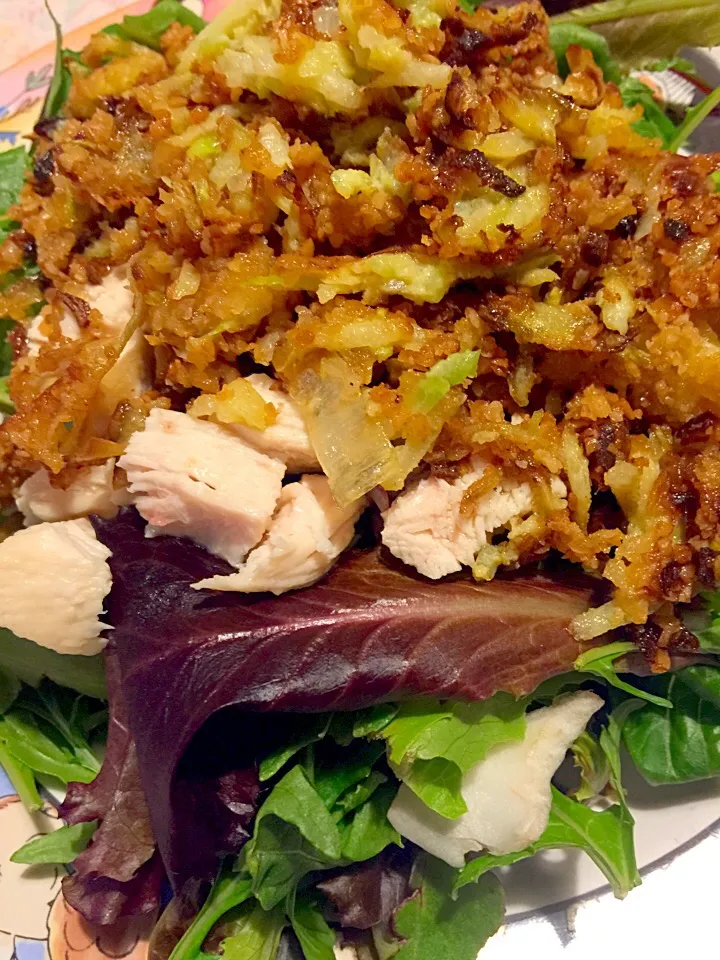 Salad with shredded kohlrabi fritter, chicken sautéed in sauce|Cheryl Melnickさん