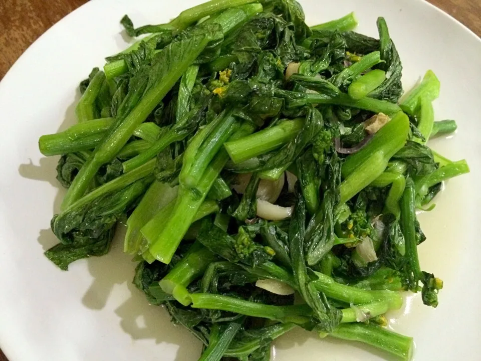 Stir fried Choy Sam with garlic|Kenex Kum Chee Kuanさん