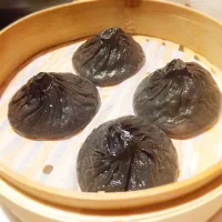 Shanghai Black truffle Xiaolongbao|yuyuさん