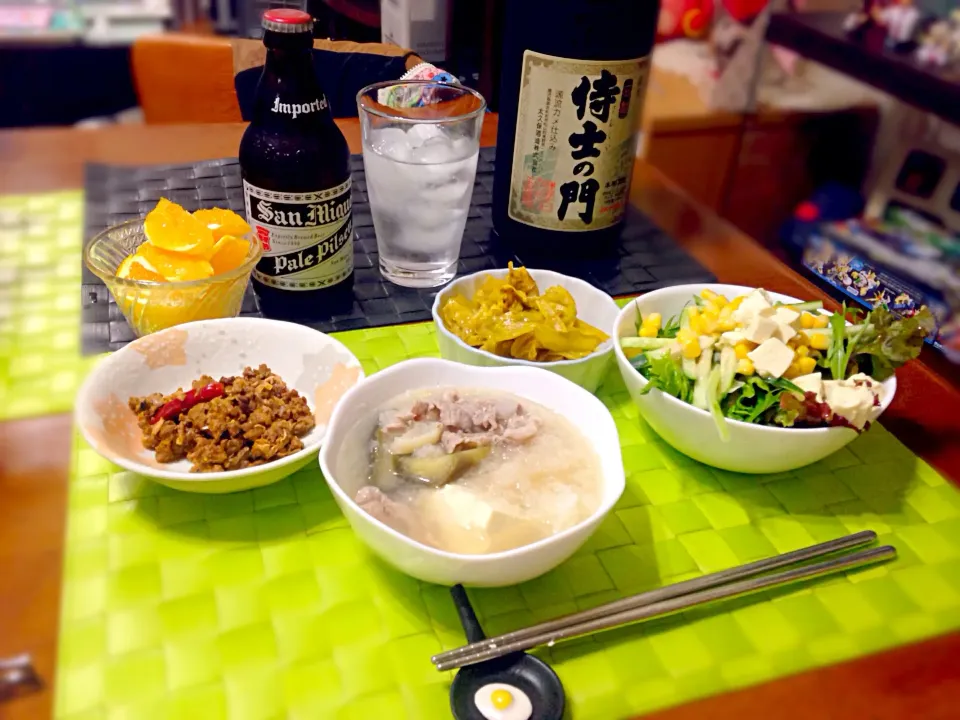 Snapdishの料理写真:豚肉と豆腐のみぞれ煮🍺|マニラ男さん