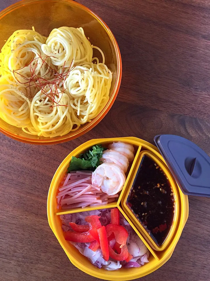 Snapdishの料理写真:冷麺風スパゲッティのお弁当|Kumi Kaseya-Yokooさん