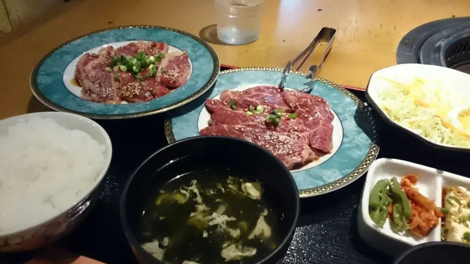 Snapdishの料理写真:牛ハラミセット＋牛カルビ|サイファさん