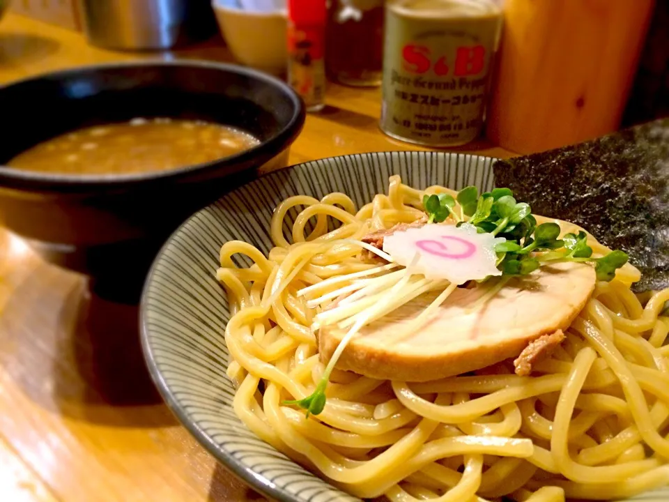 Snapdishの料理写真:濃厚つけ麺🍜@馳走麺 狸穴|おかっぴーさん