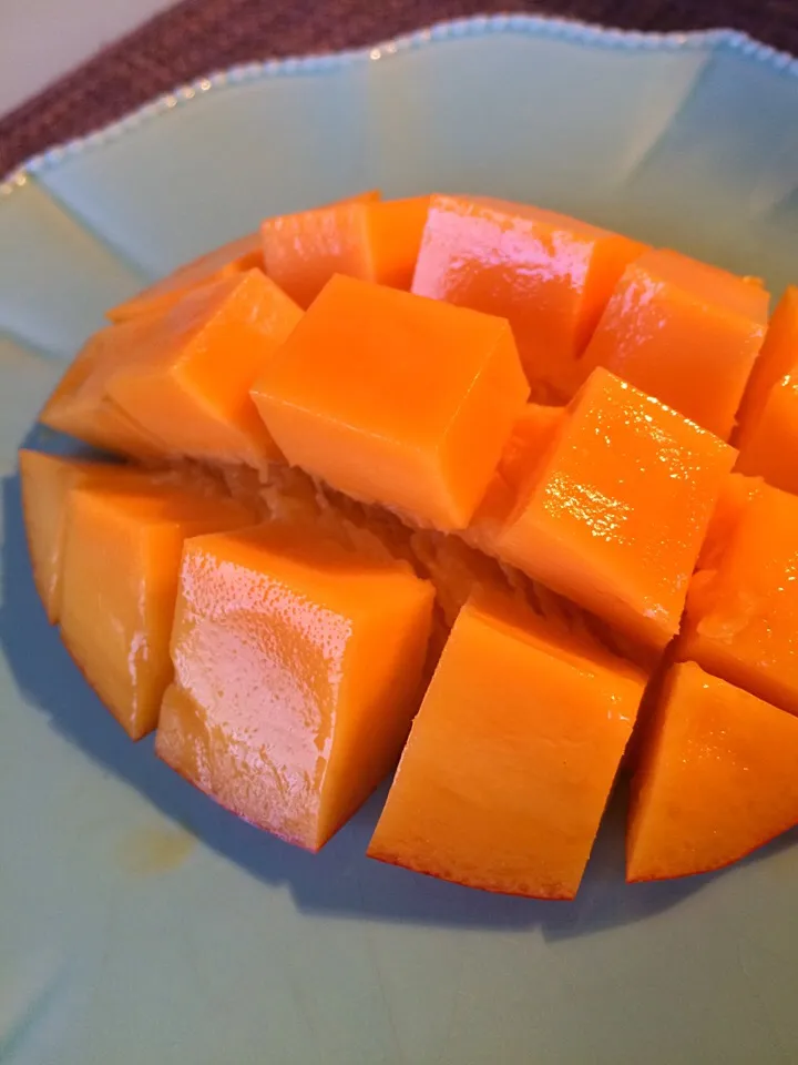 Dessert.. Fresh mangos|Nigelさん