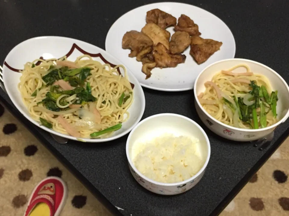 菜ベーコンこんそめパスタ・スパイスちきん・バターライス|うるしちかさん