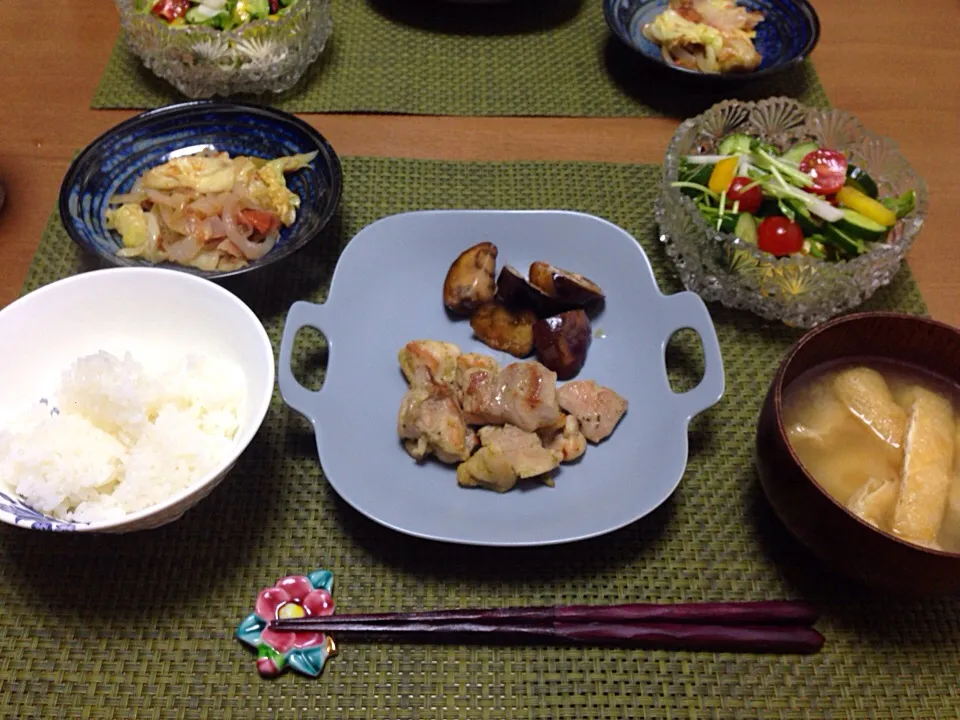 Snapdishの料理写真:鶏肉柚子胡椒焼き☆サラダ☆キャベツ梅おかか☆なすの甘酢漬け☆お味噌汁☆|Milfeliceさん