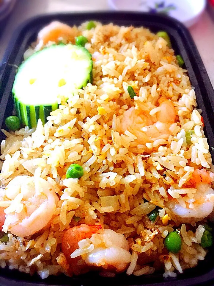 Thai garlic fried rice with shrimp|erisさん