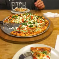 Steveston's Pizza Margarite Two|Laidz Biagさん