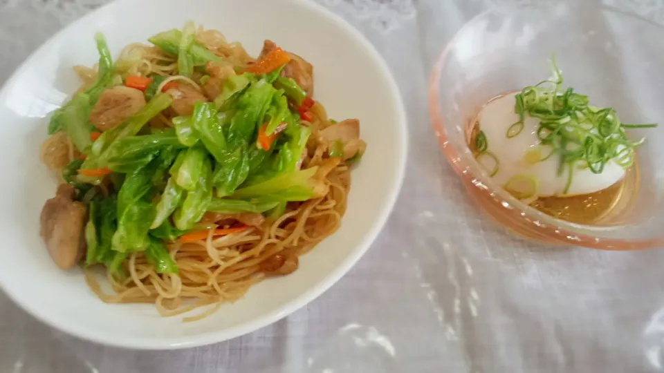 焼きビーフン。のんびり家で昼飯。|Mitsuhiro.Sさん