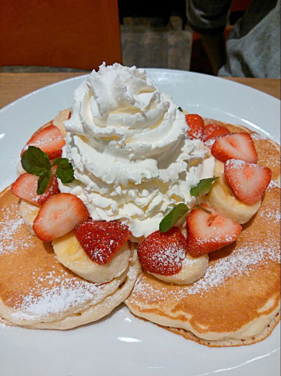 イチゴとバナナのパンケーキ|裕子さん