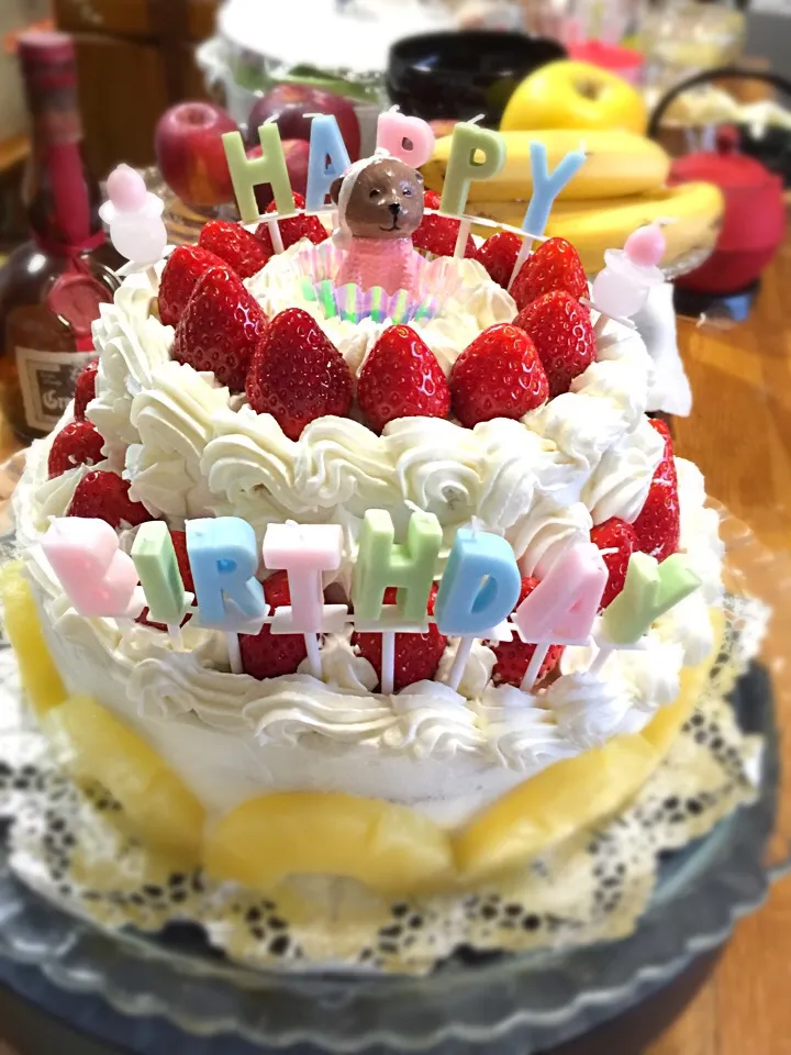 Snapdishの料理写真:赤ちゃん誕生おめでとう！豪華２段苺ショートケーキ(⊹＾◡＾)ノo.♡ﾟ｡*|Blueberry🫐さん