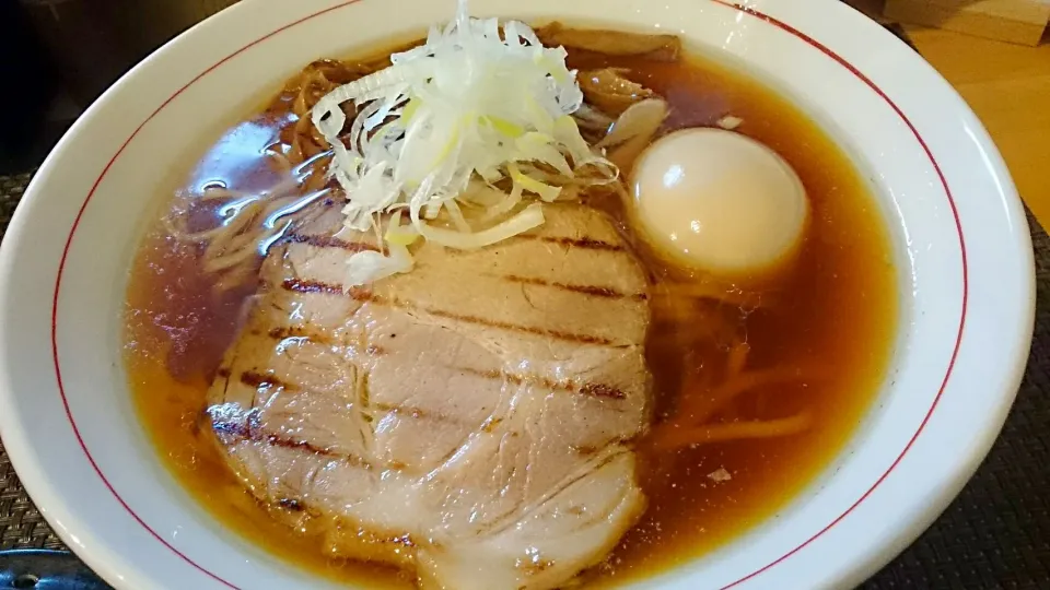 Snapdishの料理写真:麺庵ちとせ の 味玉らぁ麺 ＠曙橋（新宿駅から徒歩20分）|大脇さん