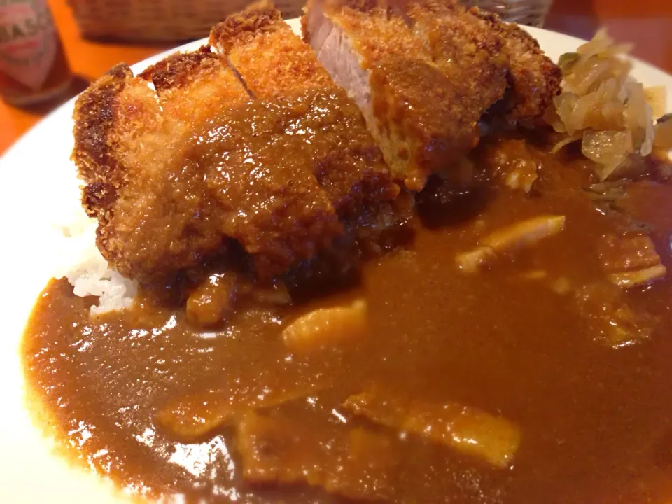 会社近所の洋食屋さんの極厚カツカレー|Yuto Takahashiさん