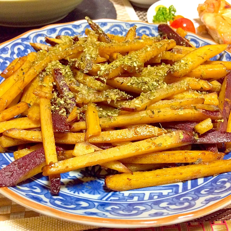 くみさんさんの料理 さつまいものソースきんぴら*\(^o^)/* たまに食べたくなる😋|佐野未起さん