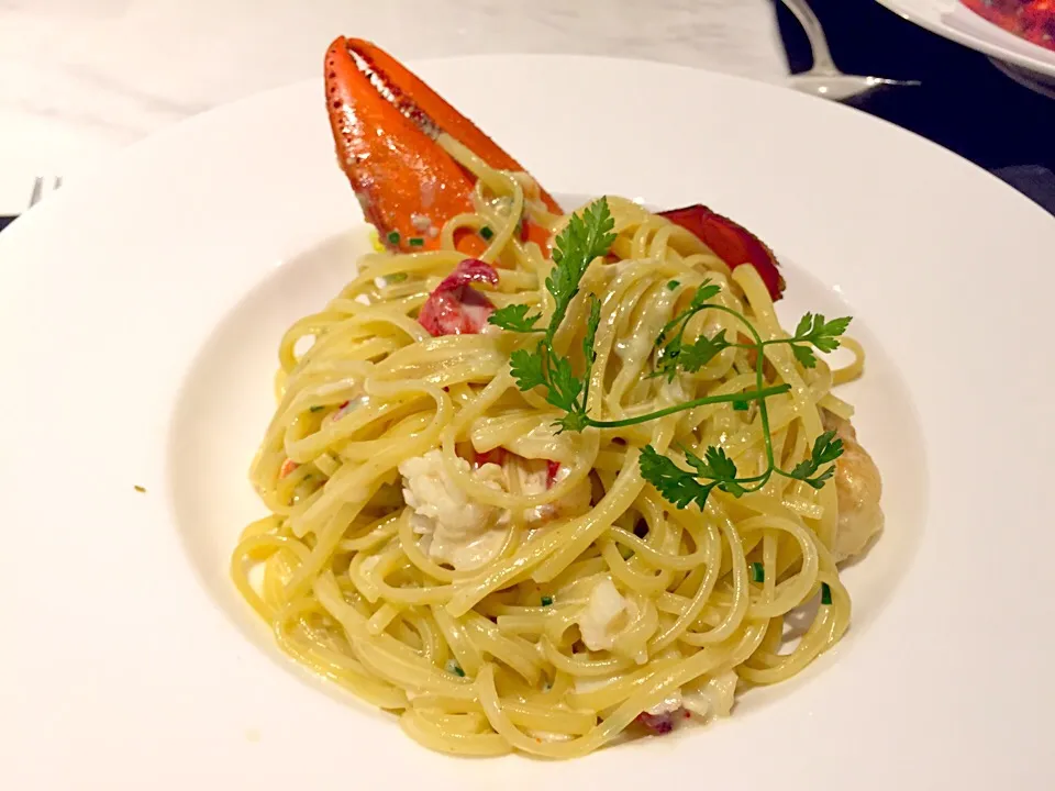 Boston lobster linguine|Sky Blueさん