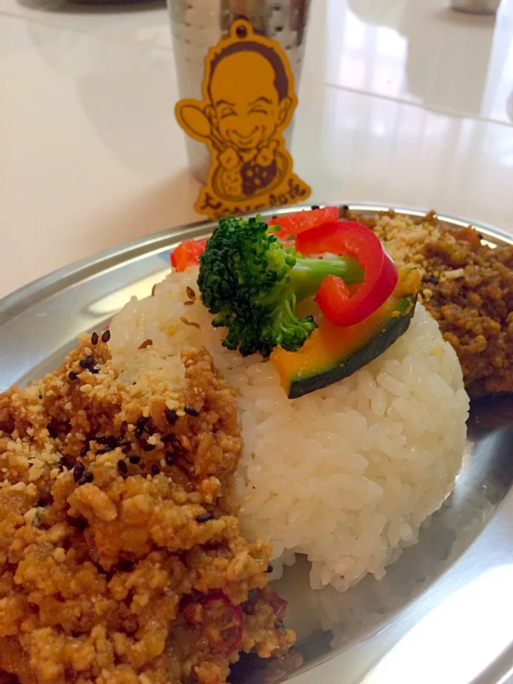 手作りキーマカレーをあいがけで！(≧▽≦)|大阪カレー部長さん