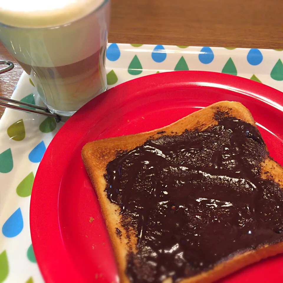 チョコクリームトースト カフェラテ|さるさん