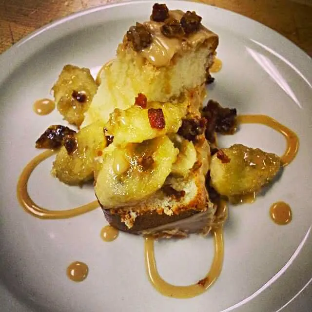 peanut butter glazed pound cake, bacon brittle flambe bananas|CHUENCHAIさん