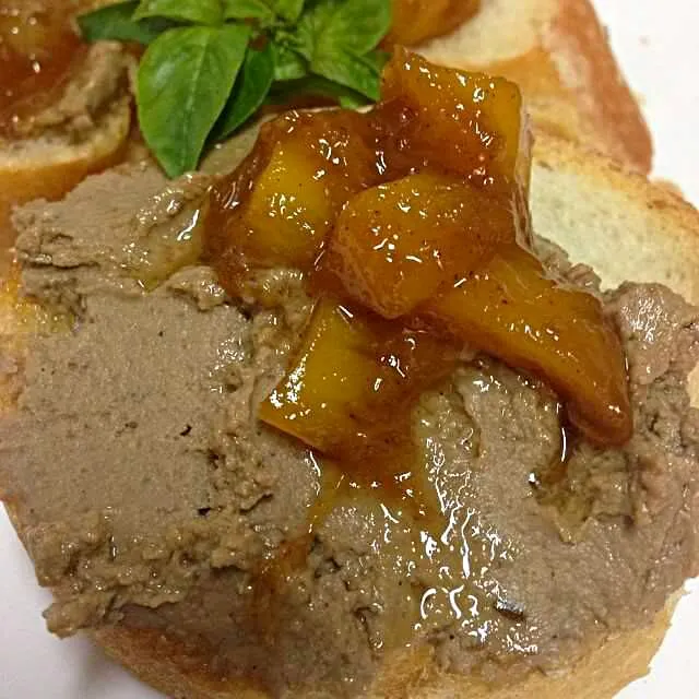 chicken liver pate with glazed mango|CHUENCHAIさん