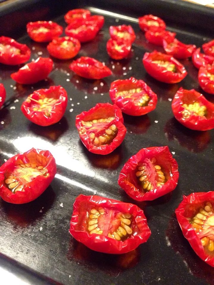 Snapdishの料理写真:Sun dried tomatoes :)|mさん