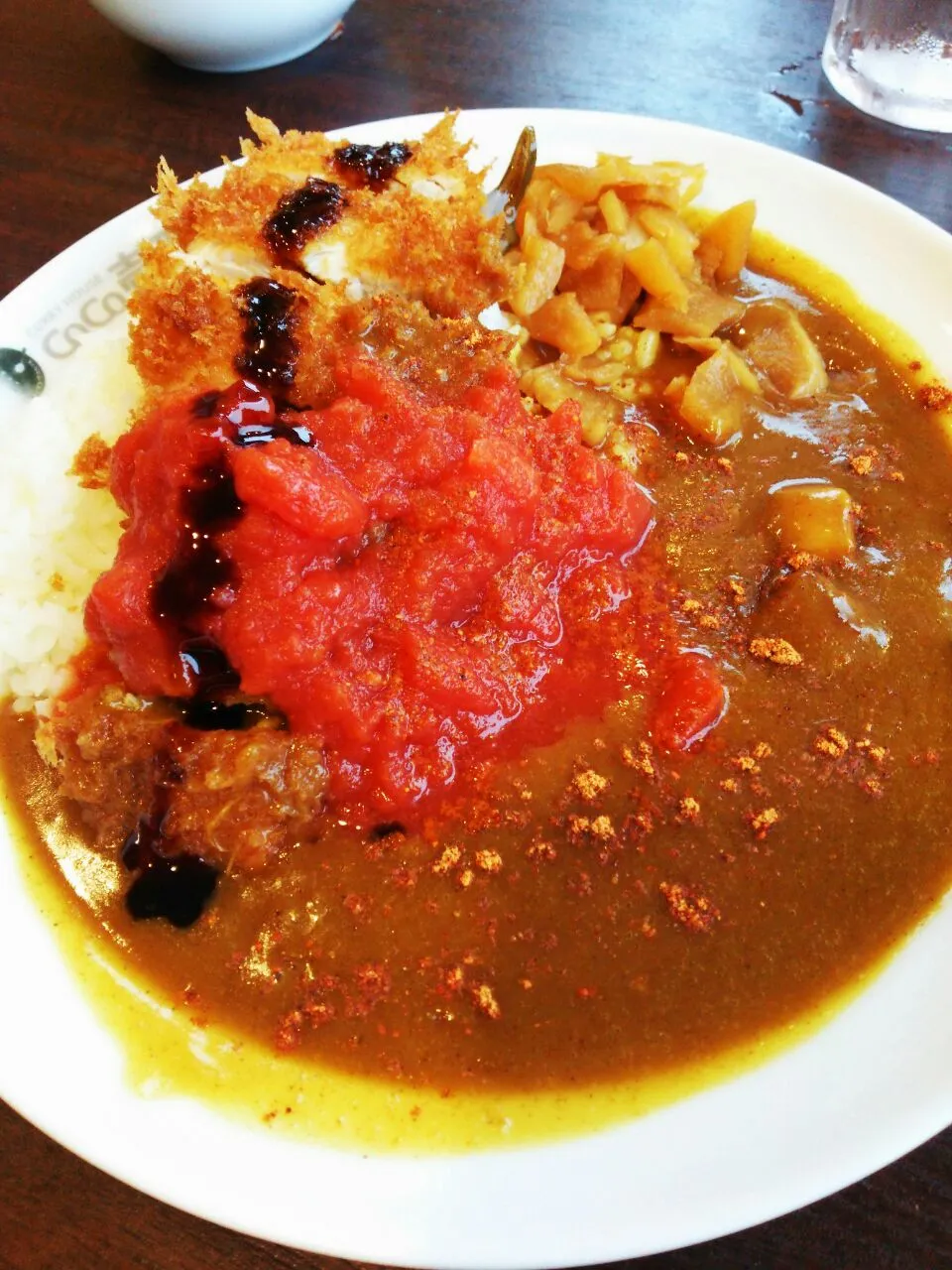 Snapdishの料理写真:お昼ごはんは、ササミカツ🍛にカット🍅トッピング～🎵
by  CoCo壱|☆Yumi☆さん