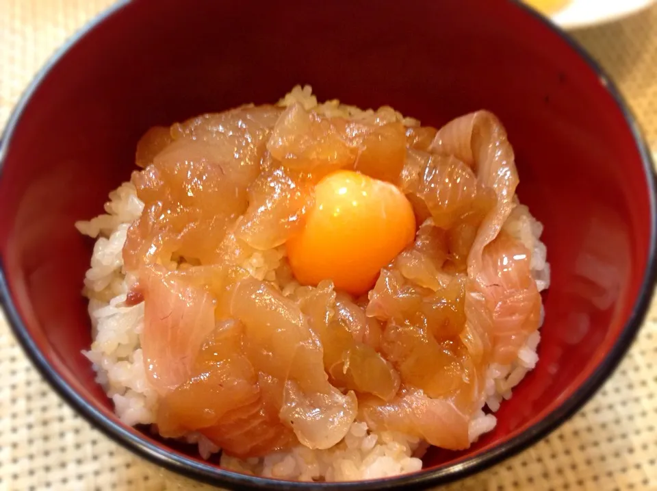 メダイの漬け丼😋|アライさんさん