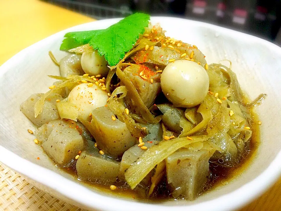 コンニャクと牛蒡の炒め煮|ポンポコたまこさん