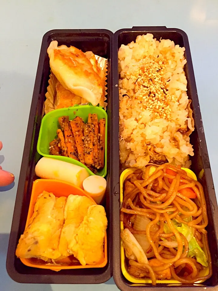 茶色弁当‥|どどさん