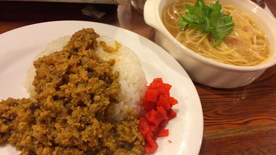 【日替ランチ】スープスパゲッティとドライカレーを頂きました。|momongatomoさん