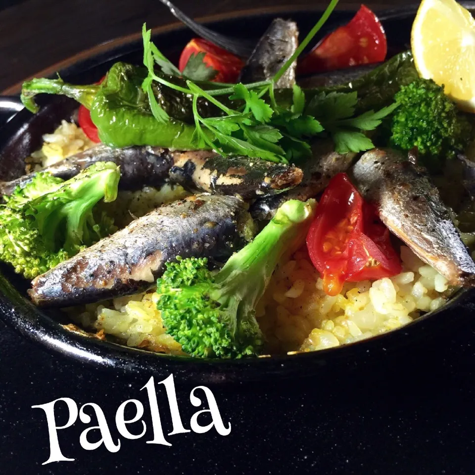 Snapdishの料理写真:Paella de sardinas|アズフラさん