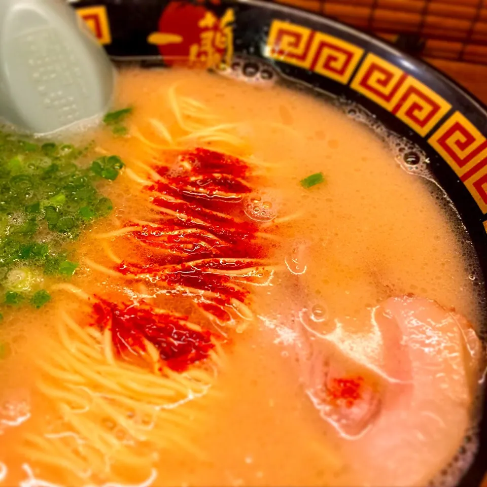 Snapdishの料理写真:一蘭の、とんこつラーメン|リュカさん