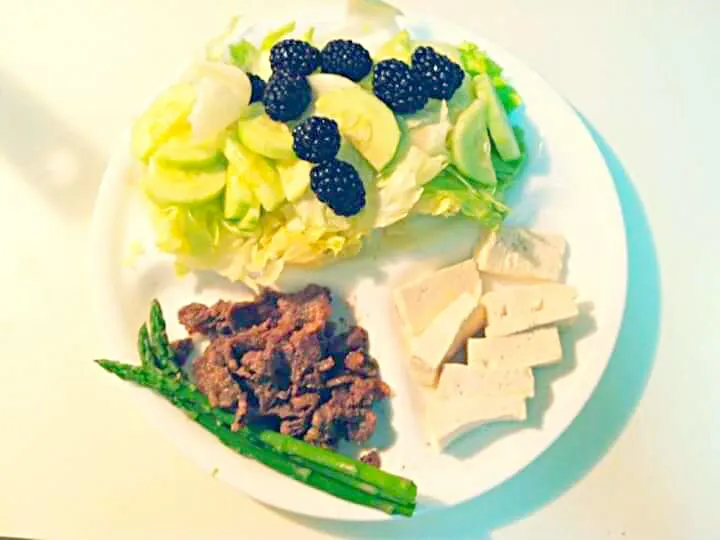 korean bulgogi with salad|Aran Leeさん