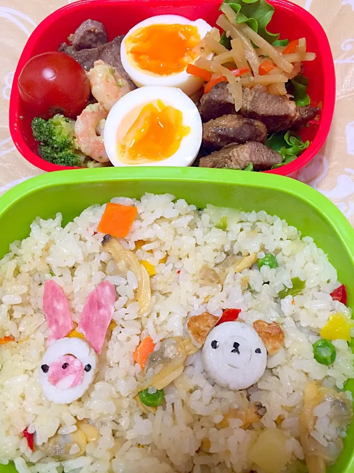 クマちゃんとうさぎちゃんのピラフ弁当|akiさん