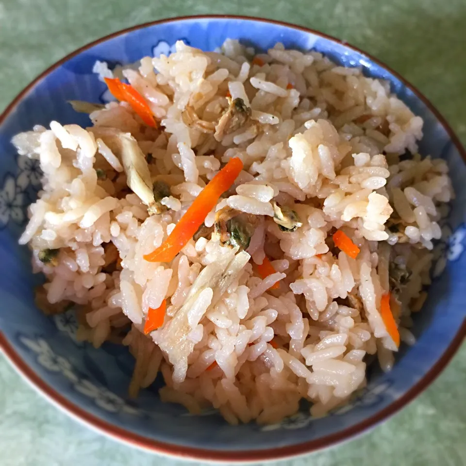 シジミと牛蒡の炊き込みご飯 / Clam broth Rice|NozomiSさん