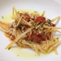 Hearts of palm spaghetti w/ tomato and shimeji sauce|marcelabruggerさん