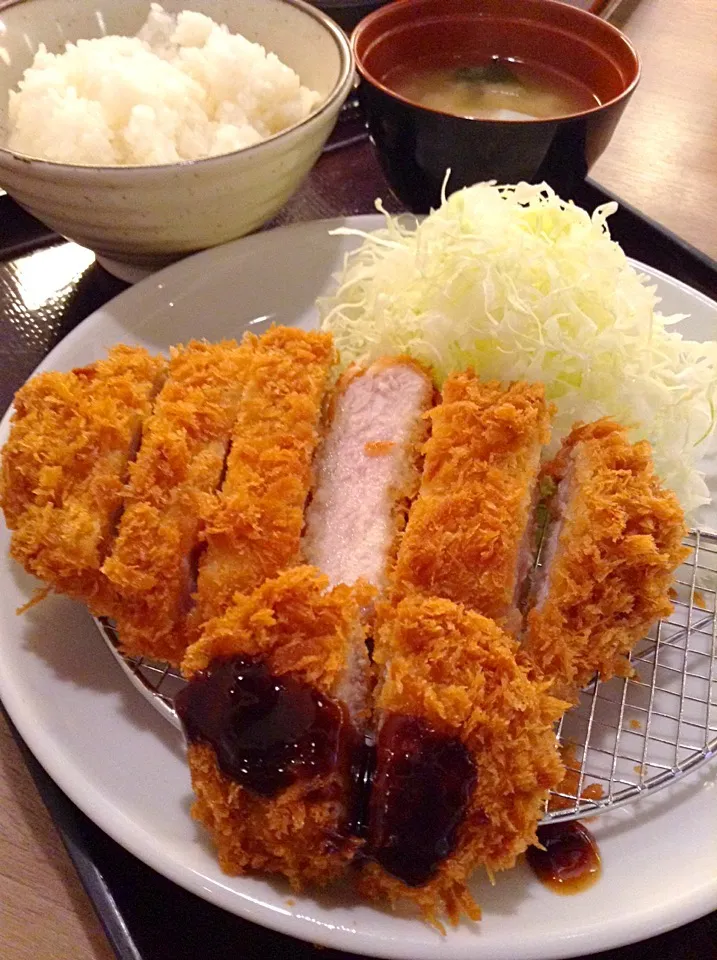 肉厚ロース&ヒレ定食@とんかつ坂井精肉店（ステラタウン/宮原）|Kazuya Miyukiさん