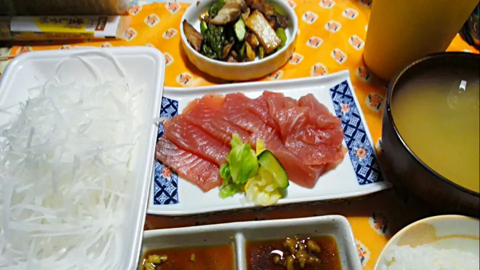 19日マグロ刺身定食(*^^*)|こやっこさん