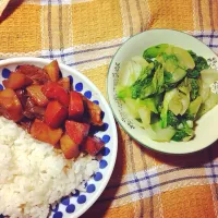 Snapdishの料理写真:馬鈴薯燒肉，鹽胡麻醬拌青江菜，為何妹妹不回來吃晚餐？|廖穗伶さん