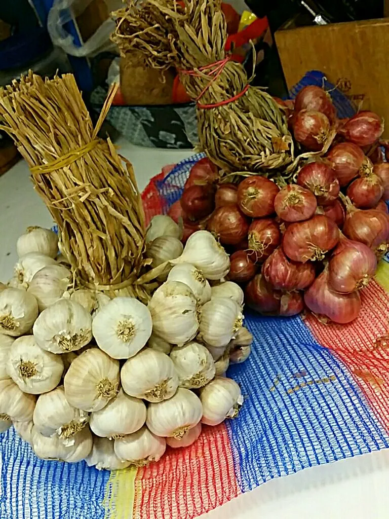 Organic Garlic & Red onion
有機蒜頭+紅蔥頭|Connie  Chuiさん