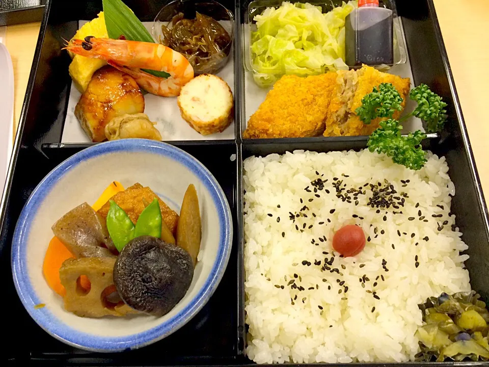 ざくろの弁当|Food is lifeさん