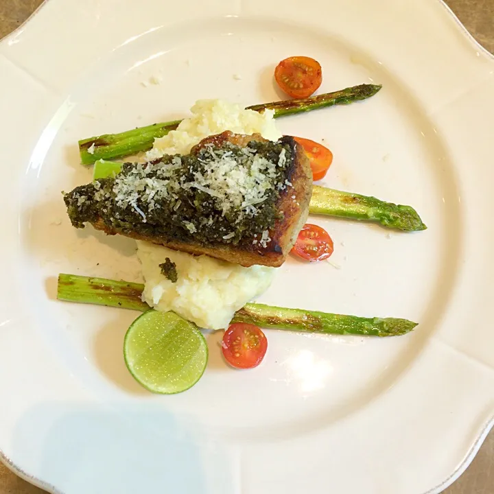 Sea bass steak with pasto crust|みいさん