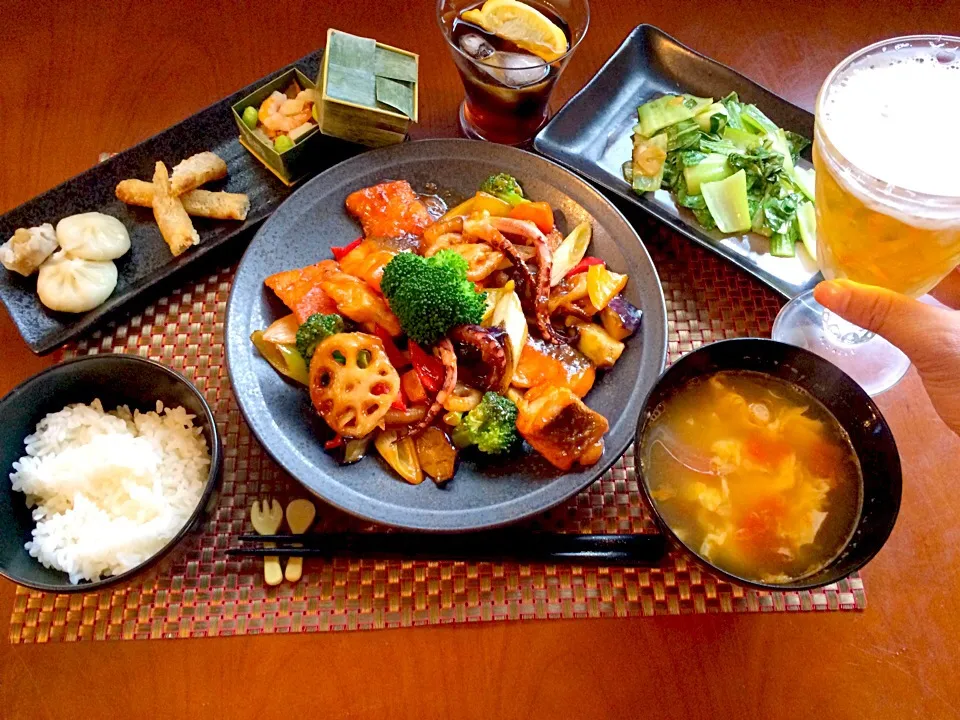 Snapdishの料理写真:Today's Taiwanese Dinner🍴前菜･炒青菜･醋溜鮭魚･白飯･西紅柿鶏蛋湯|🌈Ami🍻さん