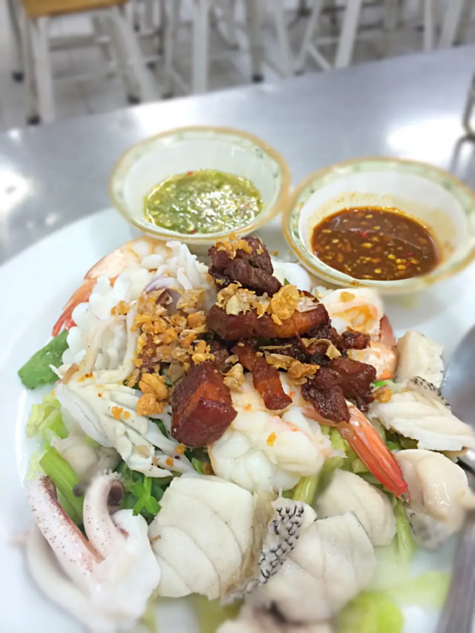 Steamed Seafood with Thai Spicy sauce@Ladprao 17|Chalinee Kalyanamitraさん