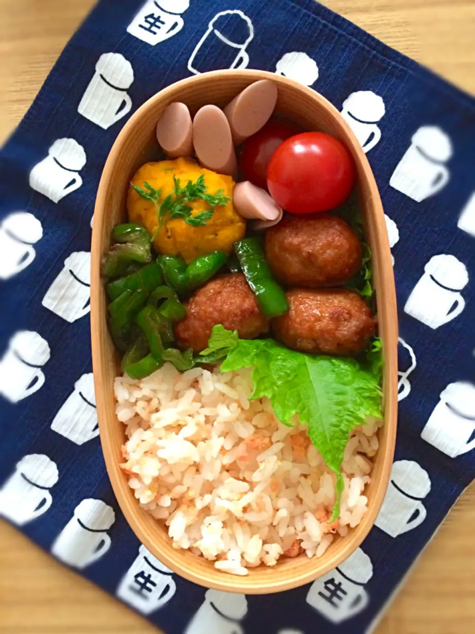 セージ入りつくねのお弁当|しいかさん