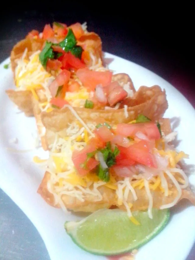 chicken wonton tacos|Abelさん