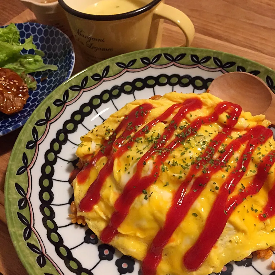 オムライス定食〜コーンスープの作り方付き〜|☆*:.｡. はちユミcafé .｡.:*☆さん