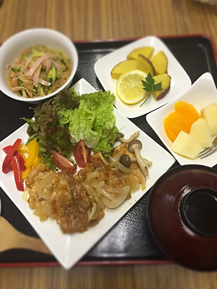 Snapdishの料理写真:生姜焼き 春雨サラダ さつまいもレモン煮|Naomi Mizoguchiさん