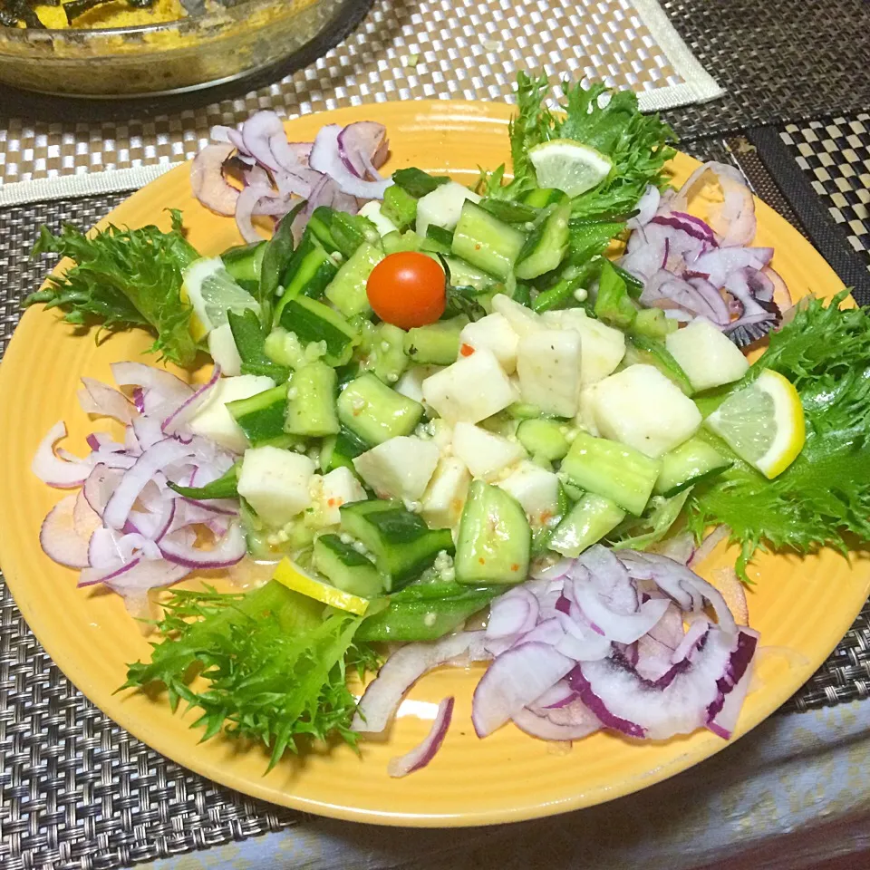 maichyoさんの料理 長芋の大根ときゅうり巻き巻き…梅味噌ドレッシング なんですが時間都合上ビジュアルが違います。ごめんなさいm(._.)m|佐野未起さん