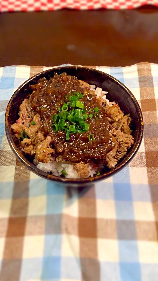 ヤスを流シャリアピンステーキ丼|海斗さん